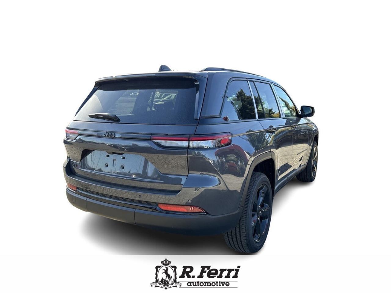 2025 Jeep Grand Cherokee Laredo 4dr 4x4 Photo