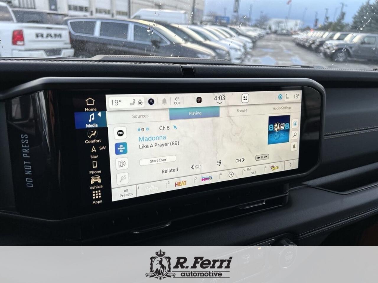 2025 Jeep Wrangler SAHARA 4DR 4X4 Photo