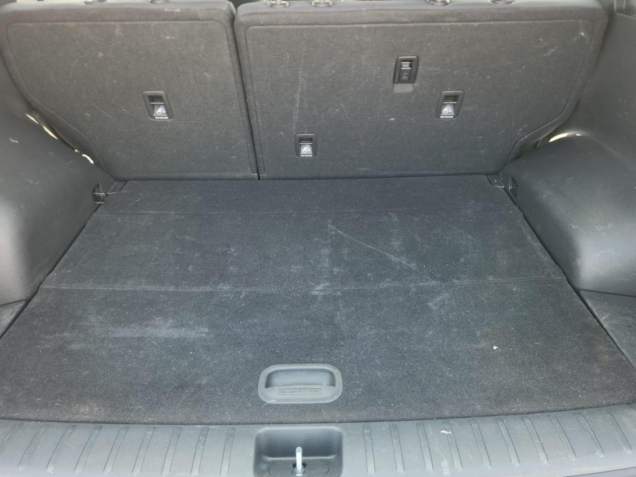 2021 Hyundai Tucson Essential 4dr All-Wheel Drive Photo4