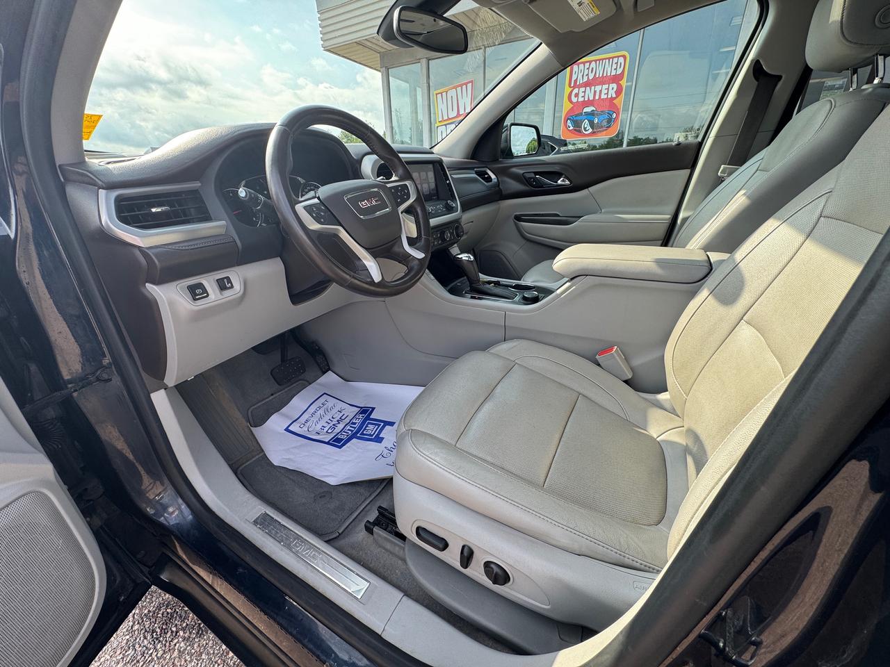 2017 GMC Acadia SLT-2 All-Wheel Drive Photo