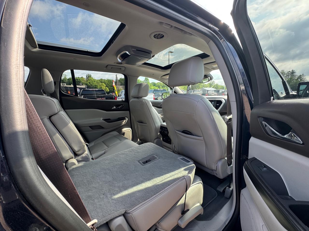 2017 GMC Acadia SLT-2 All-Wheel Drive Photo