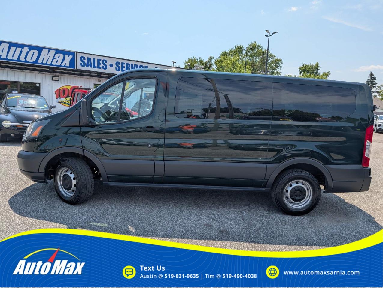 2017 Ford Transit-150 XL w/60/40 Pass-Side Cargo-Doors Low Roof Wagon 129.9 in. WB Photo