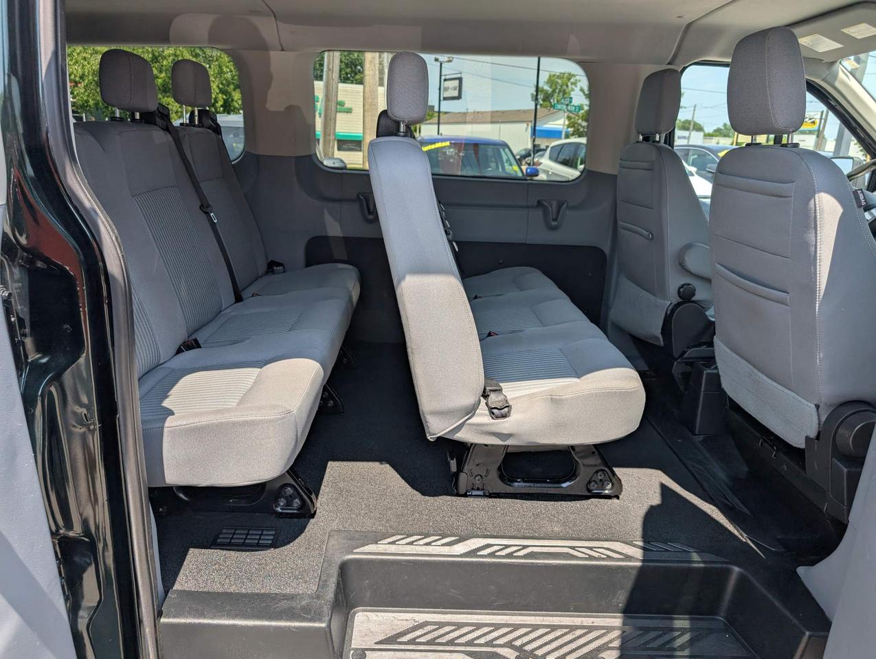 2017 Ford Transit-150 XL w/60/40 Pass-Side Cargo-Doors Low Roof Wagon 129.9 in. WB Photo