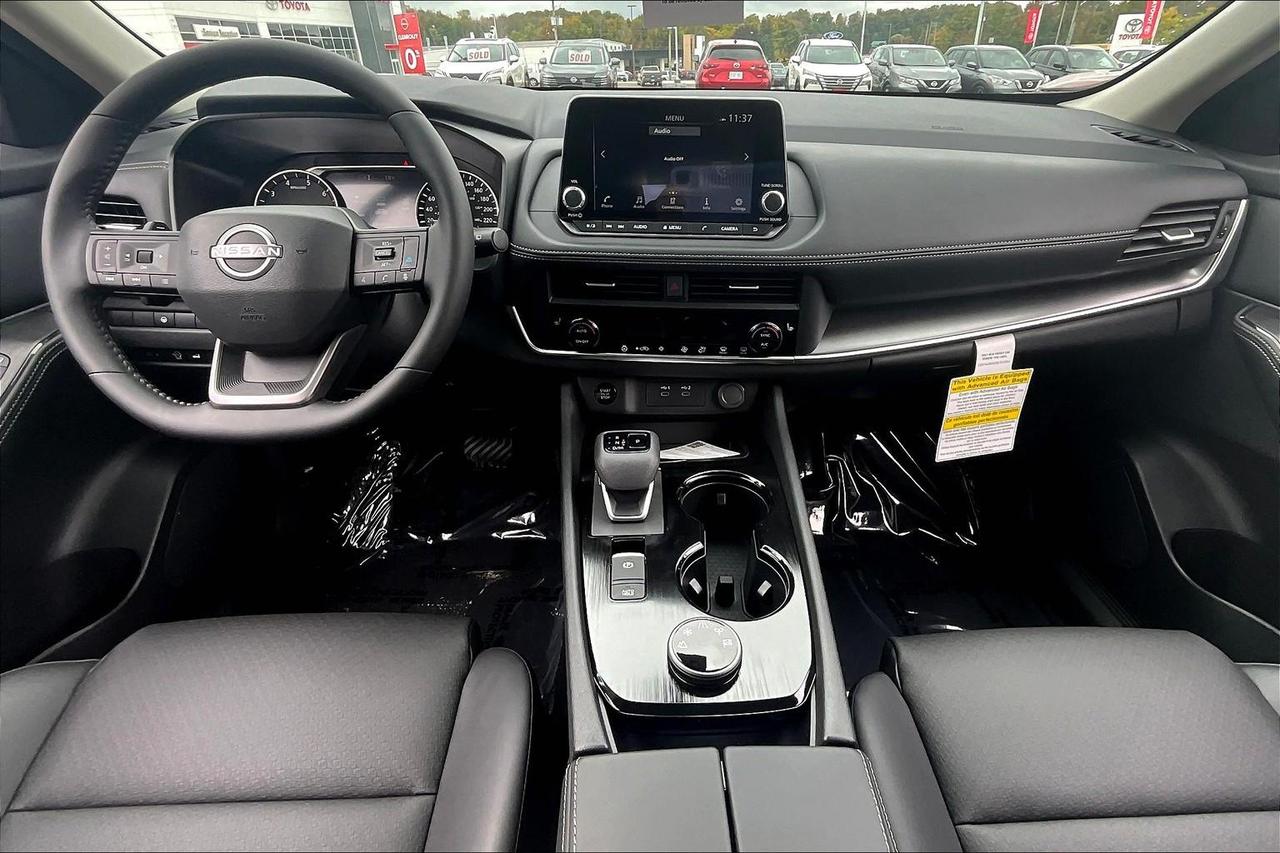 2026 Nissan Rogue SV Moonroof 4dr All-Wheel Drive Sport Utility Photo