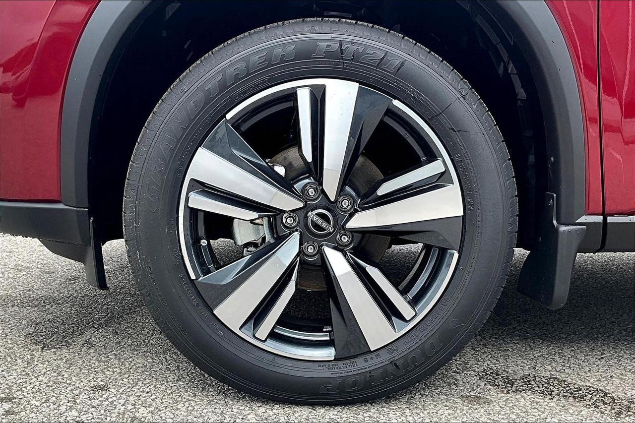 2026 Nissan Rogue SV Moonroof 4dr All-Wheel Drive Sport Utility Photo