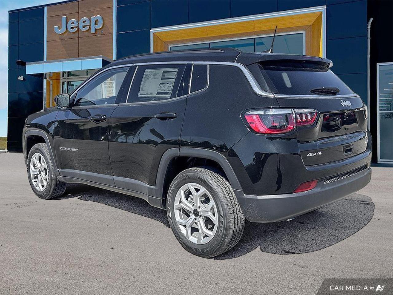 2025 Jeep Compass North 4dr 4x4 Photo3