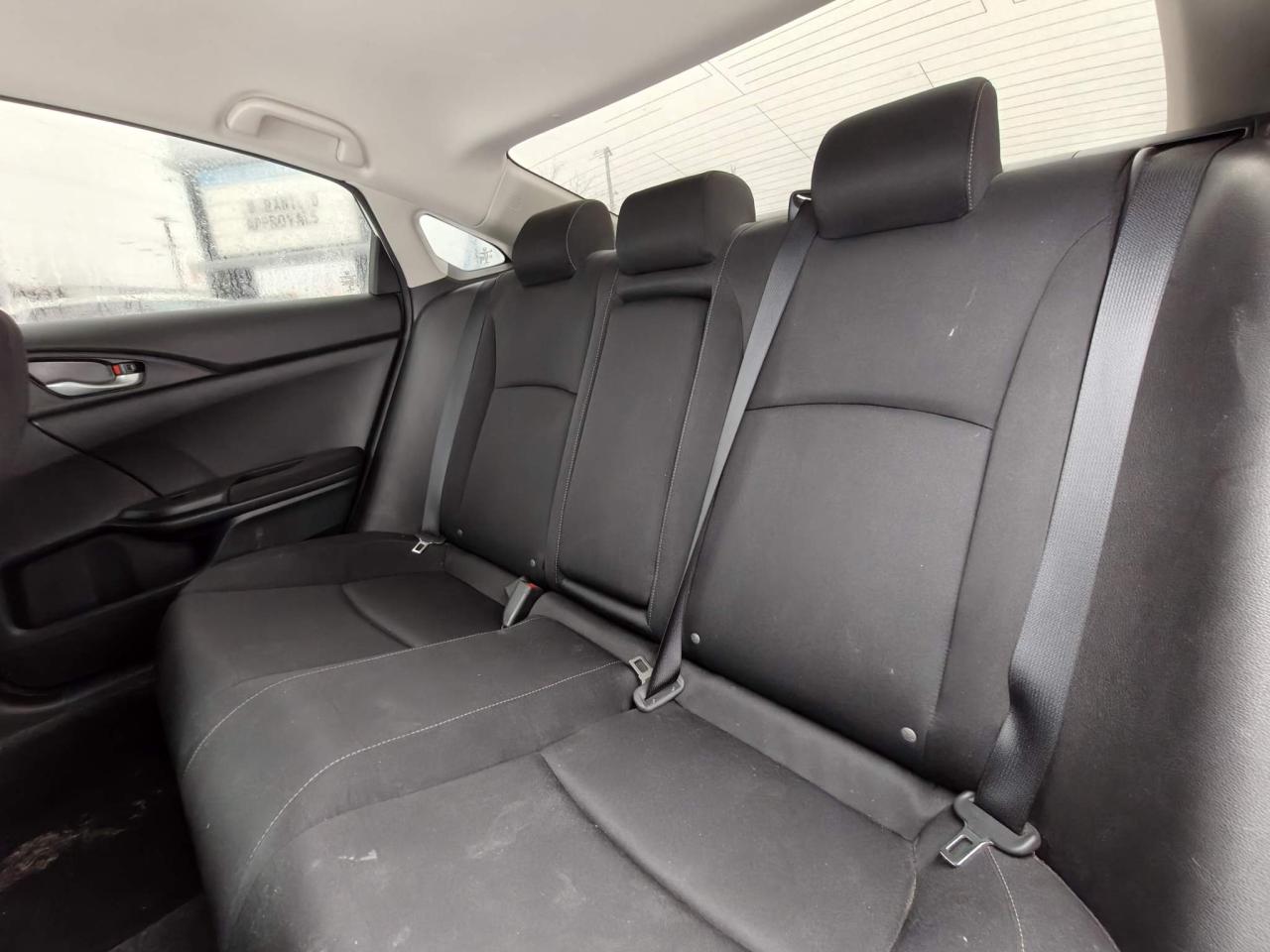 2019 Honda Civic LX (CVT) 4dr Sedan Photo