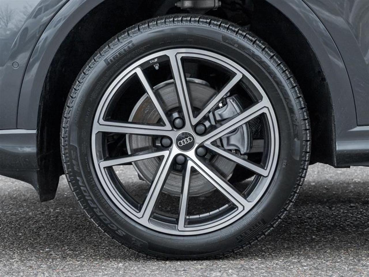 2025 Audi New Q5 2.0T 4dr All-Wheel Drive quattro Sport Utility Photo4