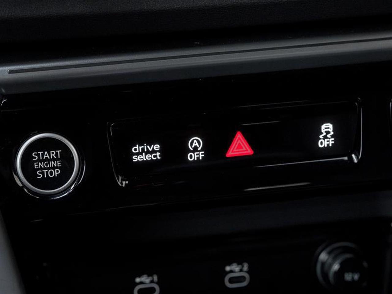 2025 Audi New Q5 2.0T 4dr All-Wheel Drive quattro Sport Utility Photo