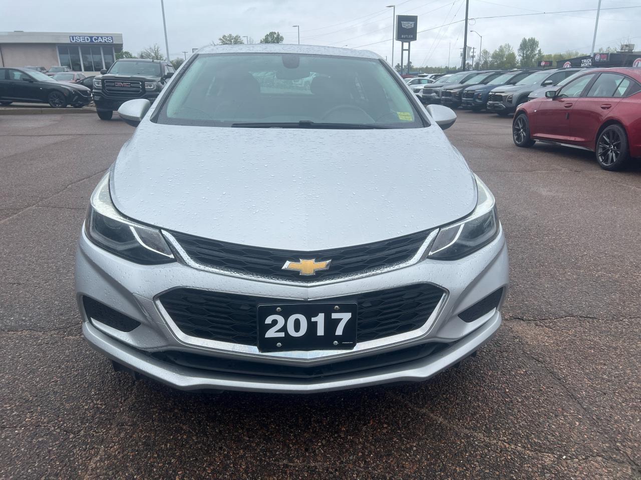 2017 Chevrolet Cruze LT Auto 4dr Hatchback Photo