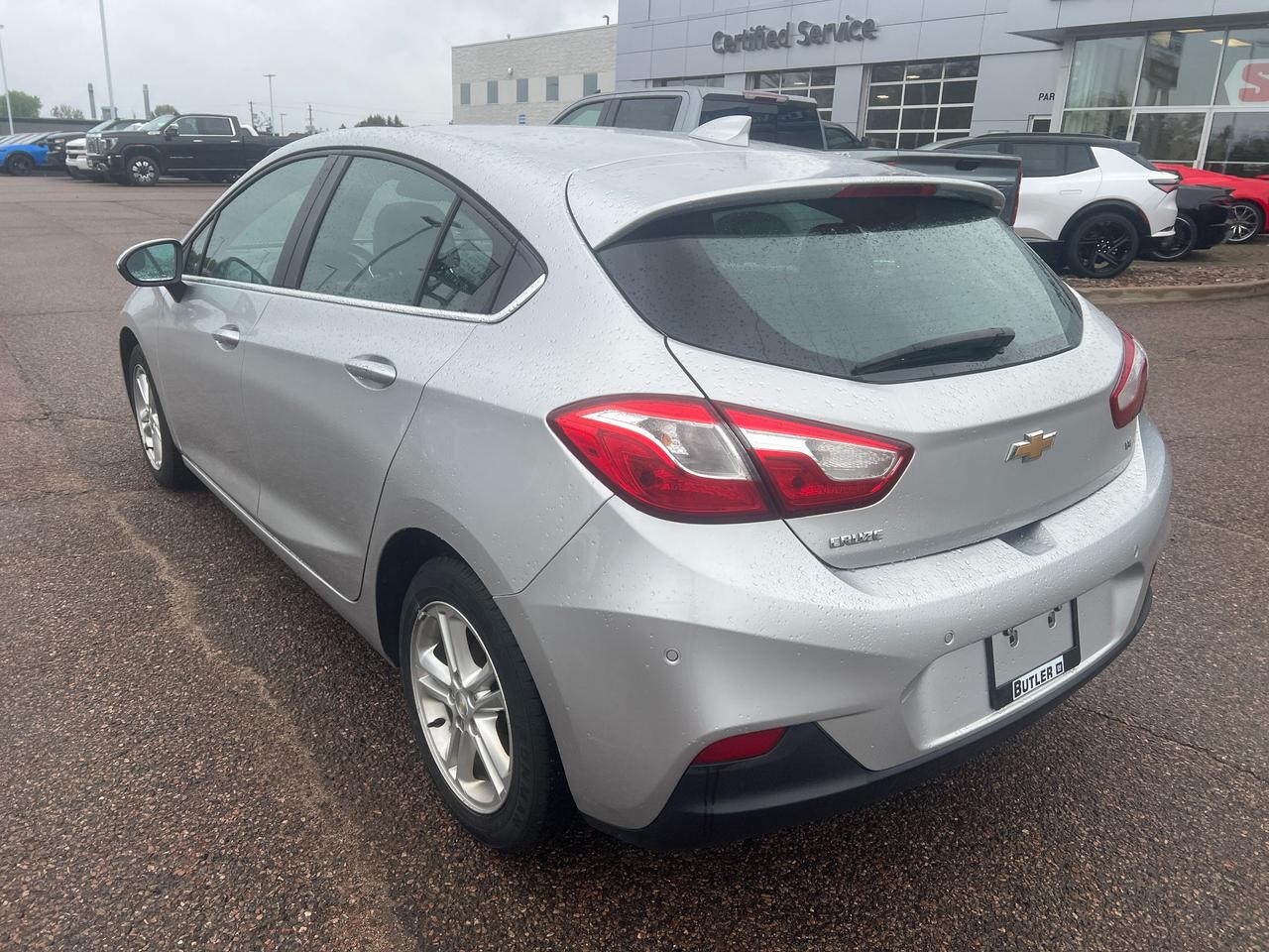 2017 Chevrolet Cruze LT Auto 4dr Hatchback Photo