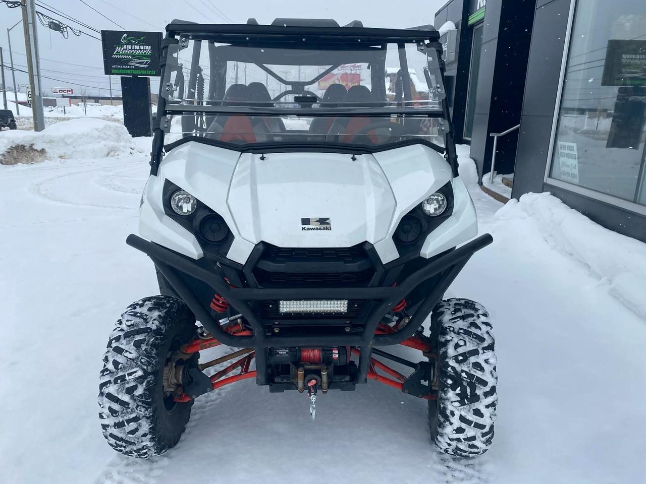 2018 Kawasaki TERYX4 EPS  Photo2
