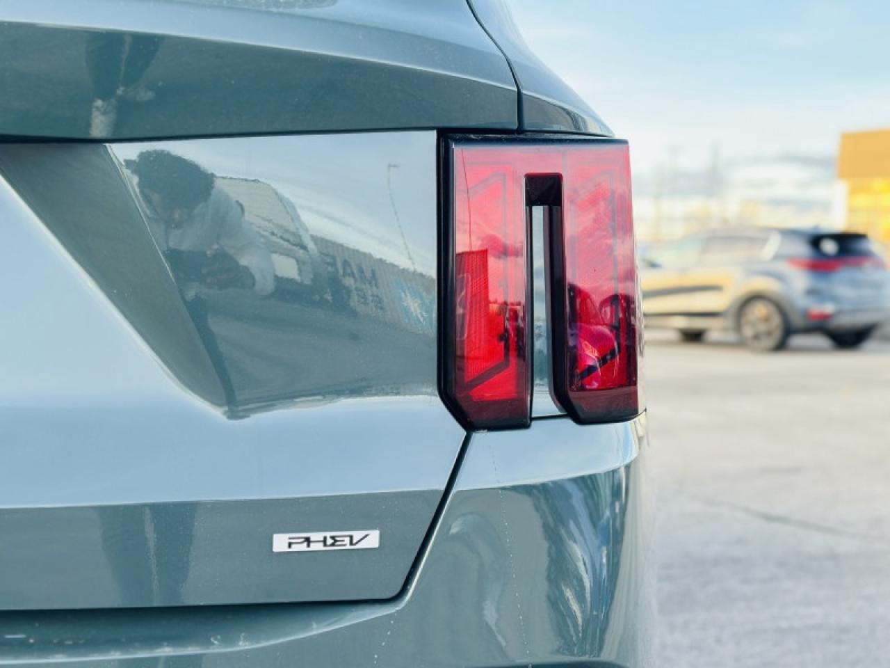 2026 Kia Sorento Plug-In Hybrid LX Photo