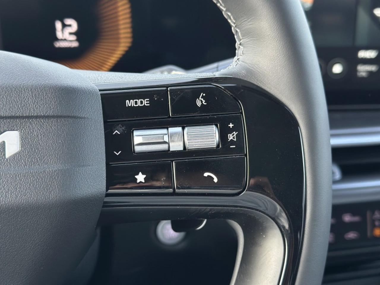 2026 Kia Sorento Plug-In Hybrid LX Photo