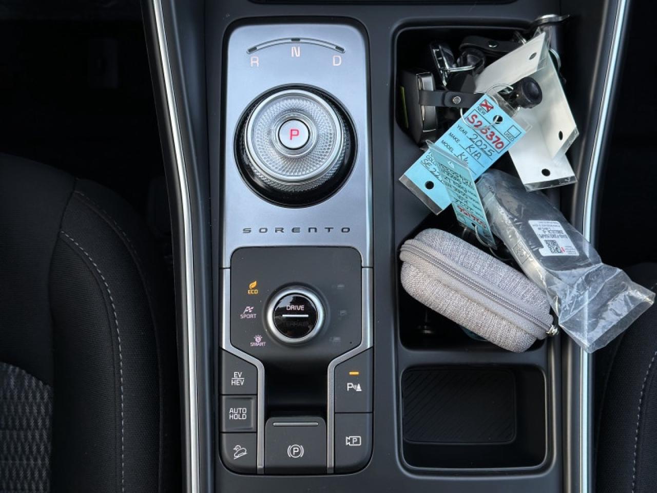 2026 Kia Sorento Plug-In Hybrid LX Photo