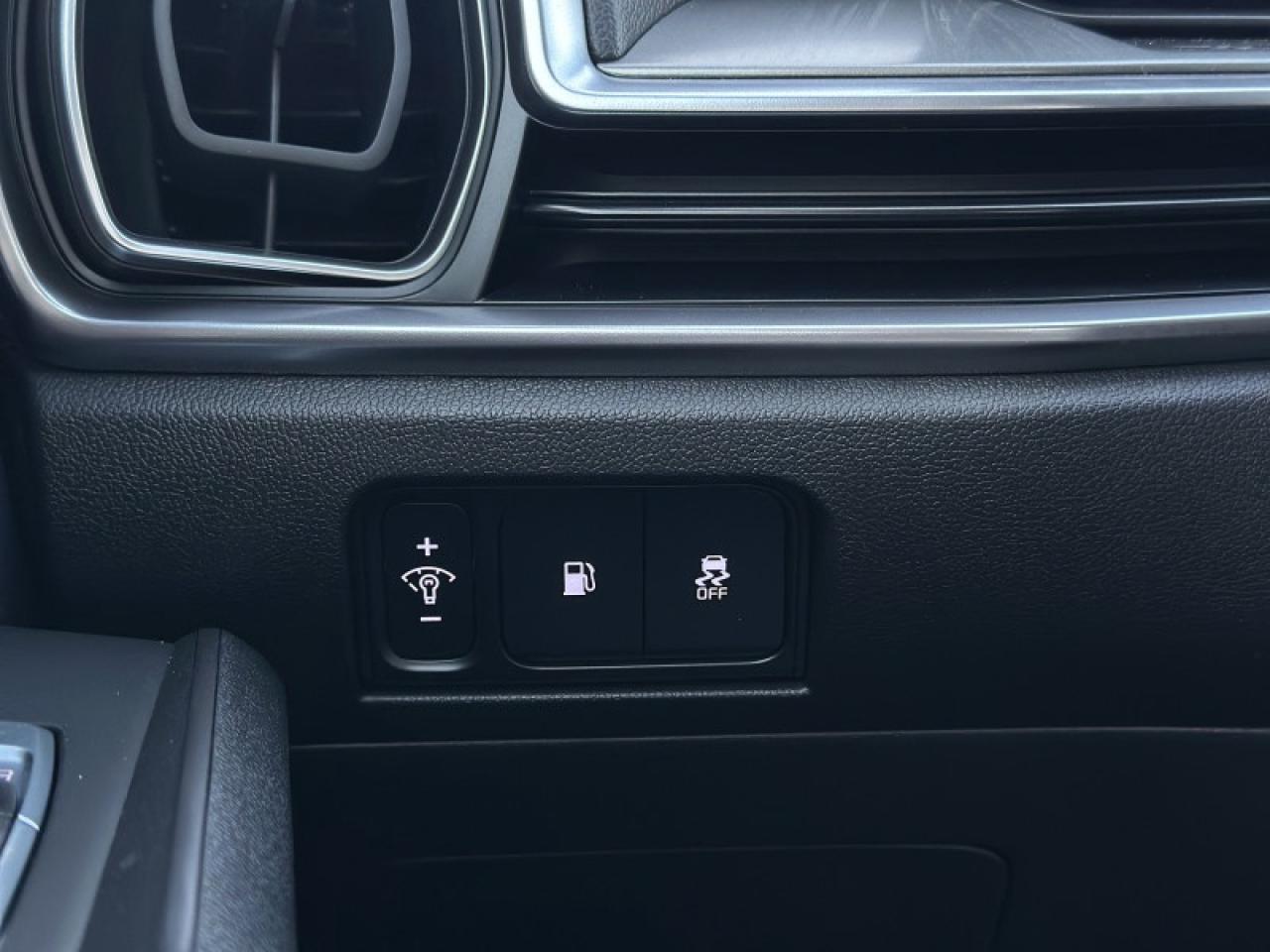 2026 Kia Sorento Plug-In Hybrid LX Photo