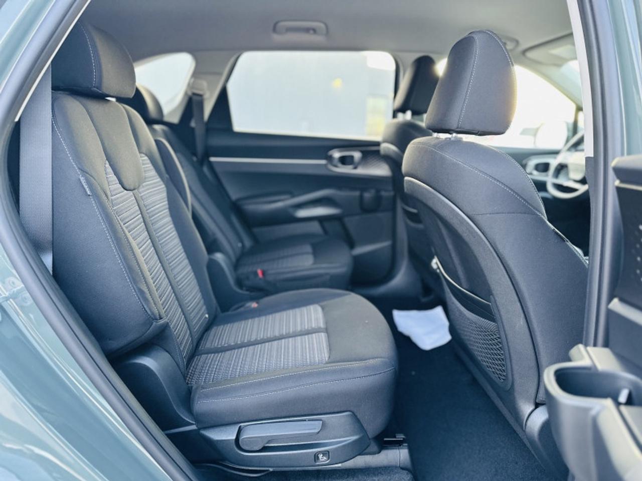 2026 Kia Sorento Plug-In Hybrid LX Photo