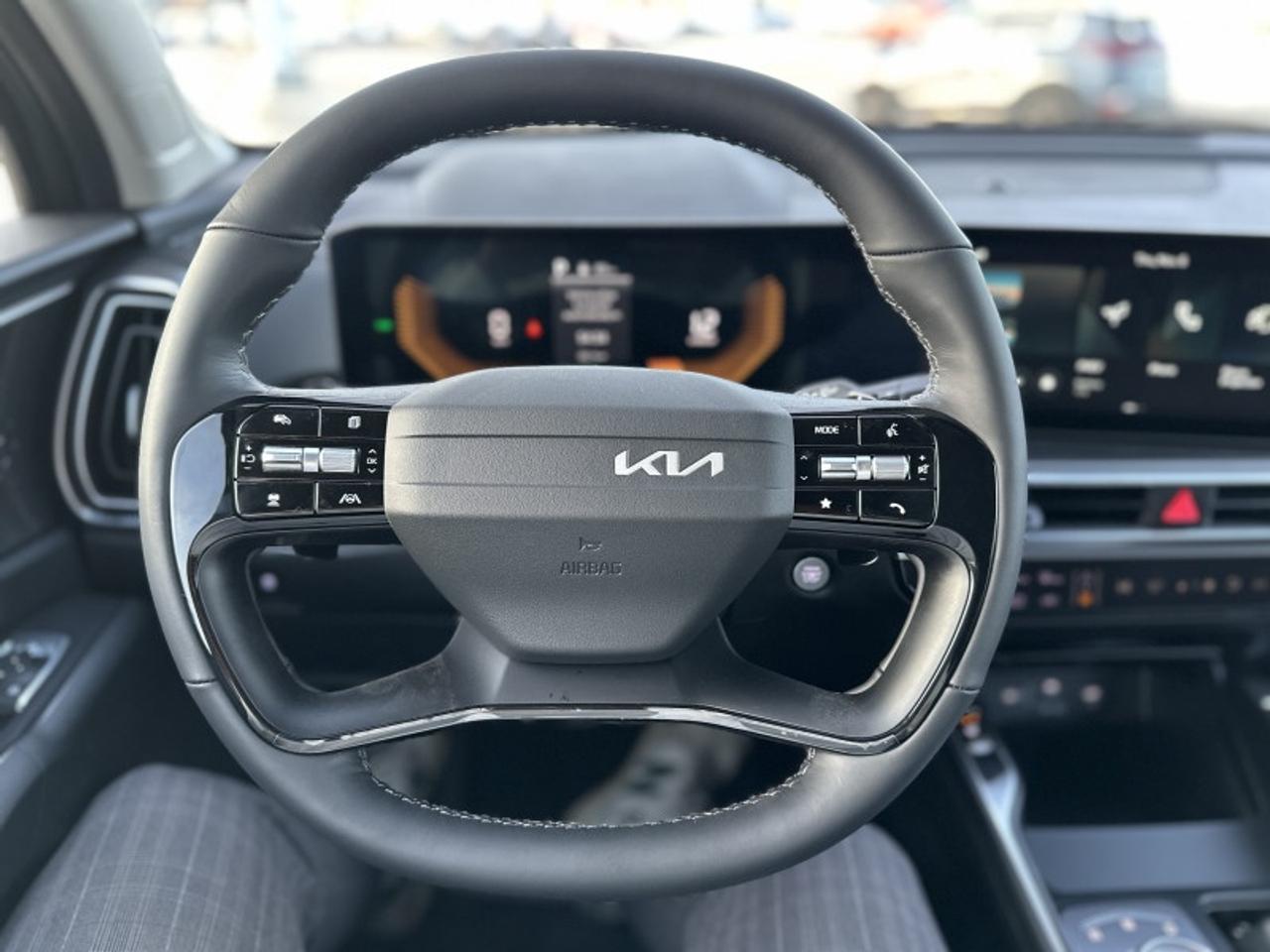 2026 Kia Sorento Plug-In Hybrid LX Photo