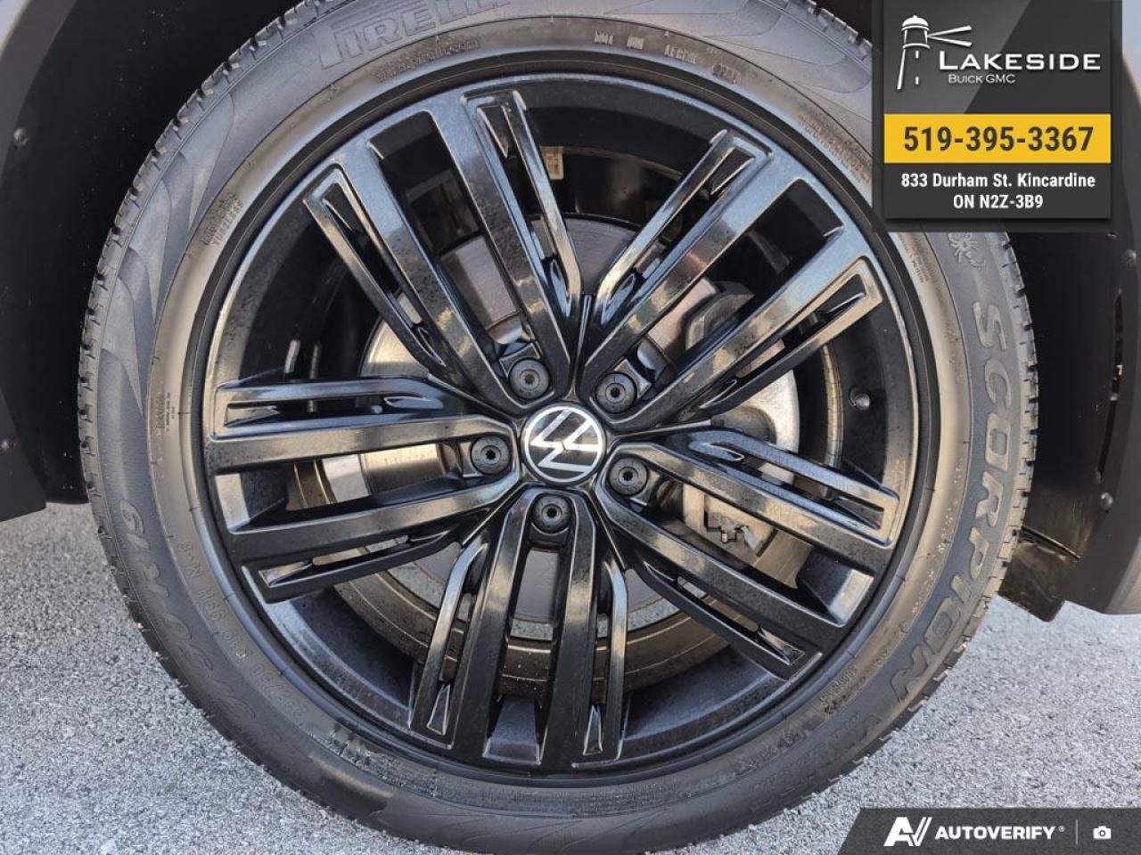 2022 Volkswagen Tiguan Comfortline R-Line Black Edition 4dr All-Wheel Drive 4MOTION Photo