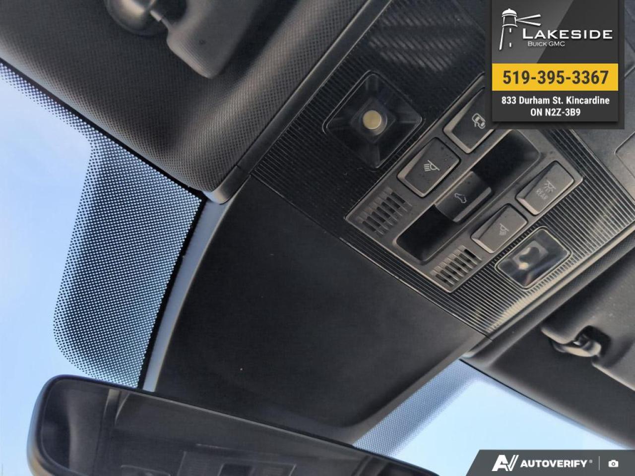 2022 Volkswagen Tiguan Comfortline R-Line Black Edition 4dr All-Wheel Drive 4MOTION Photo