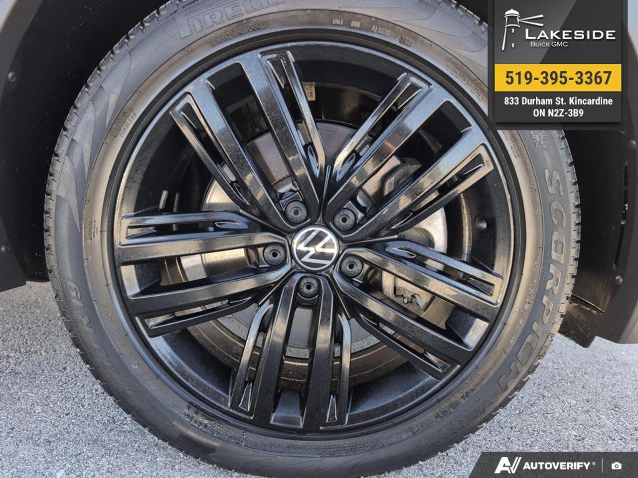 2022 Volkswagen Tiguan Comfortline R-Line Black Edition 4dr All-Wheel Drive 4MOTION Photo