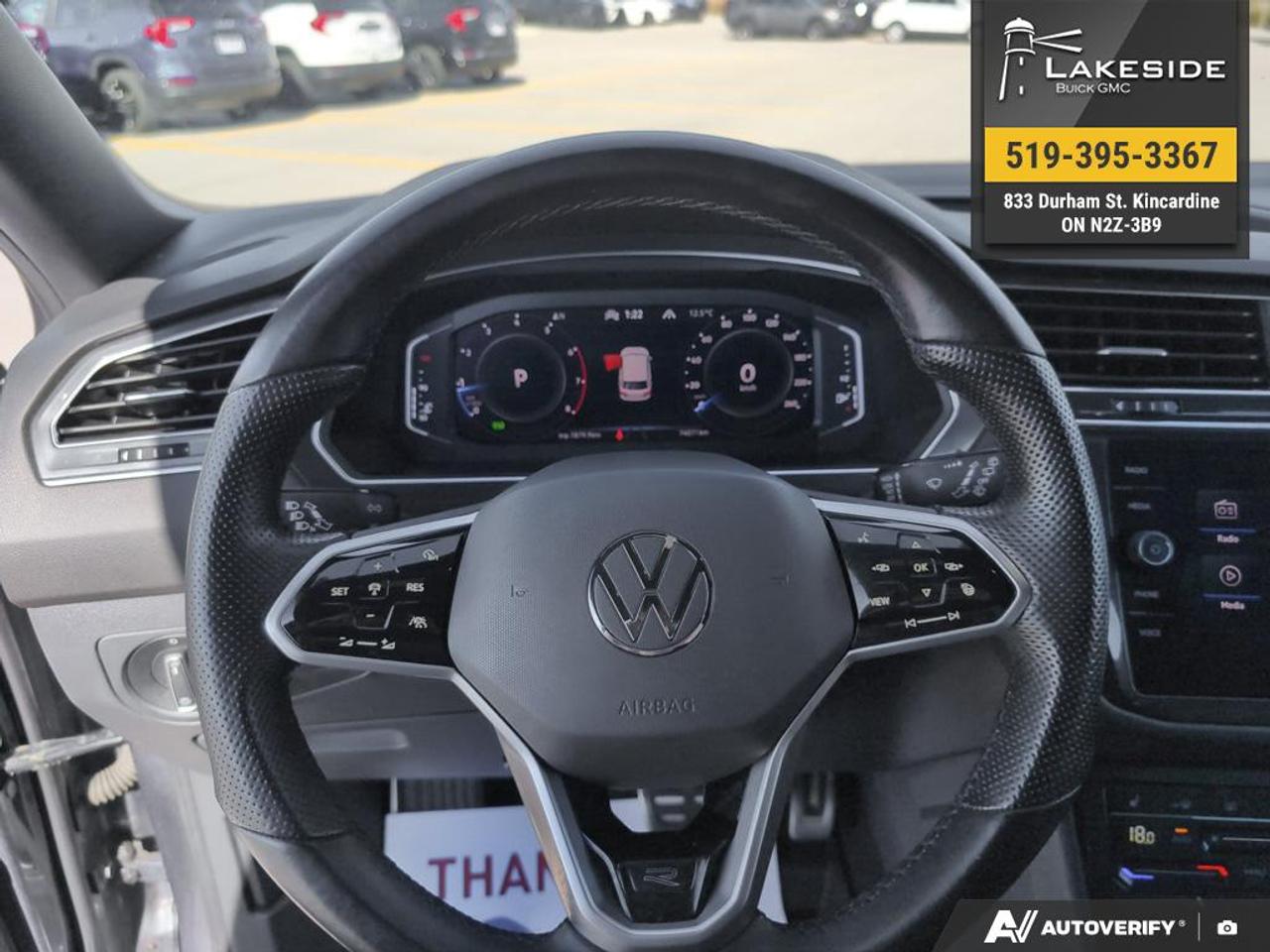 2022 Volkswagen Tiguan Comfortline R-Line Black Edition 4dr All-Wheel Drive 4MOTION Photo