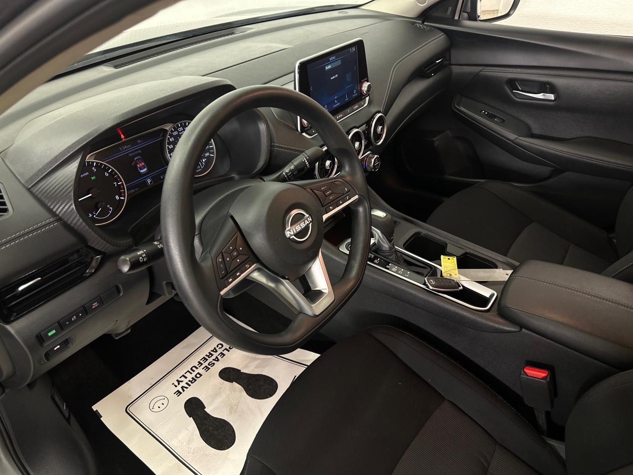 2025 Nissan Sentra SV 4DR SEDAN Photo