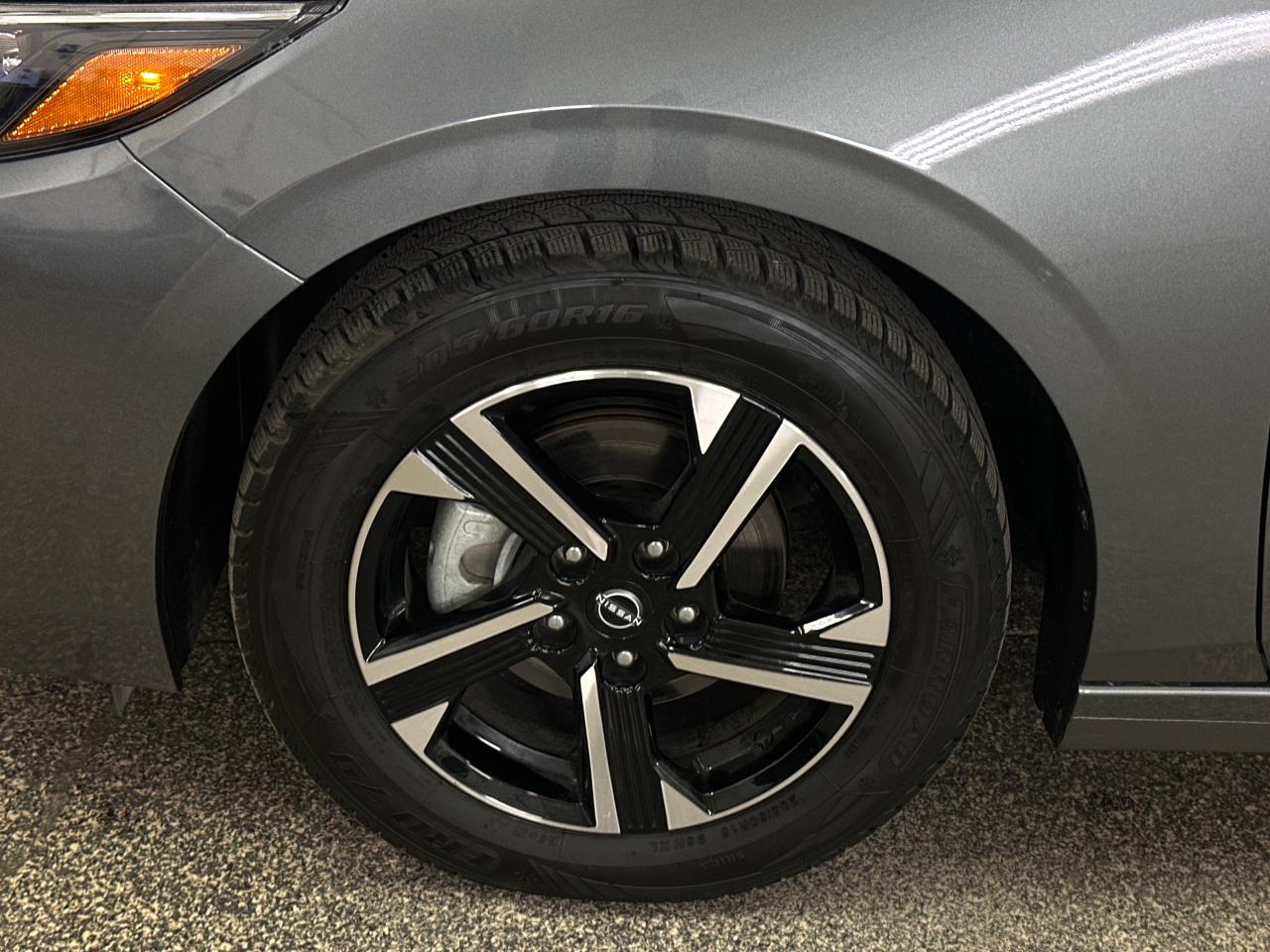 2025 Nissan Sentra SV 4DR SEDAN Photo