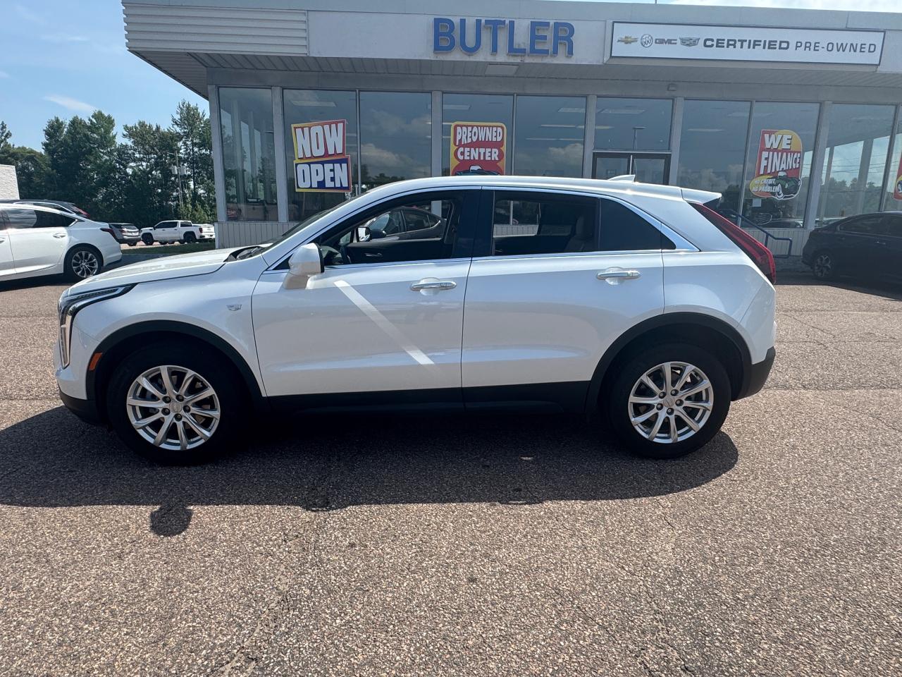 2023 Cadillac XT4 Luxury 4dr All-Wheel Drive Photo