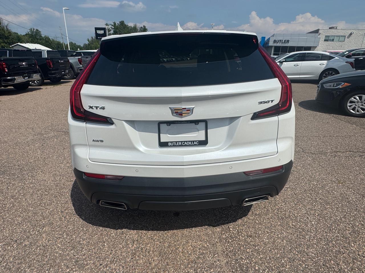 2023 Cadillac XT4 Luxury 4dr All-Wheel Drive Photo