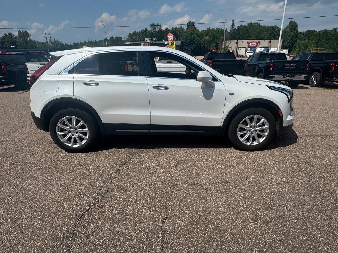 2023 Cadillac XT4 Luxury 4dr All-Wheel Drive Photo