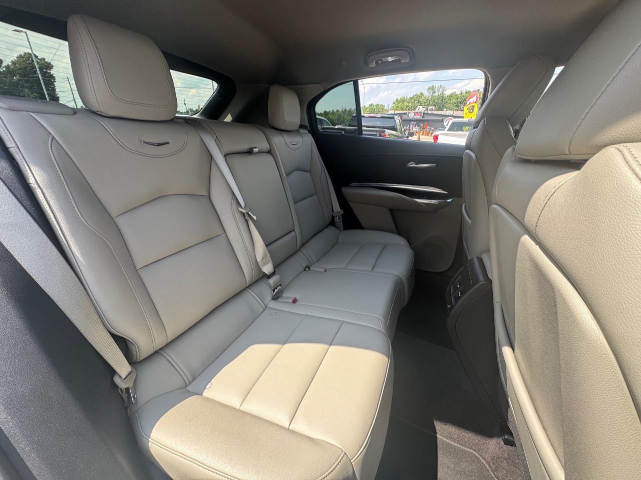 2023 Cadillac XT4 Luxury 4dr All-Wheel Drive Photo