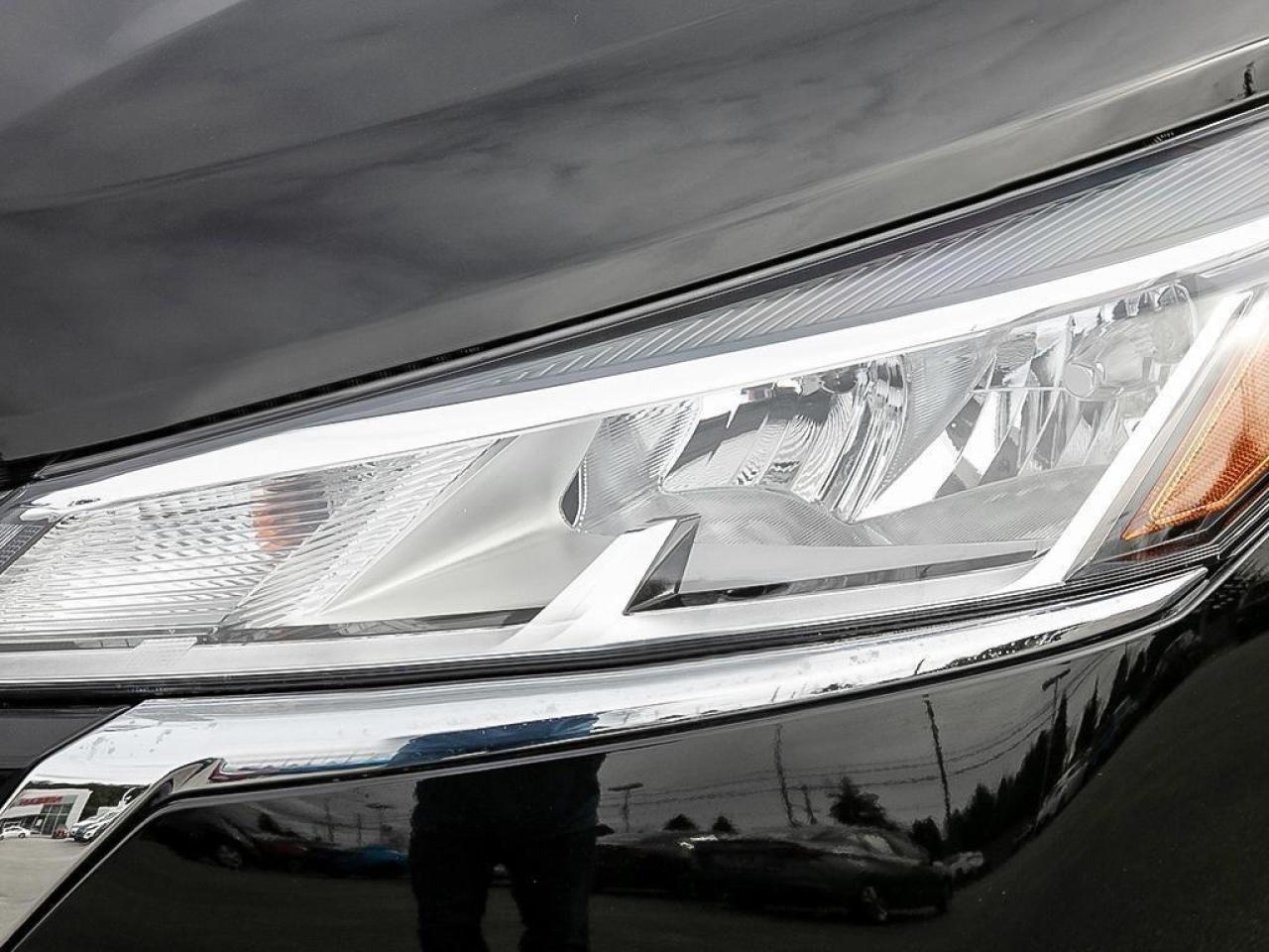 2025 Nissan Kicks Play SV 4dr Front-Wheel Drive Photo