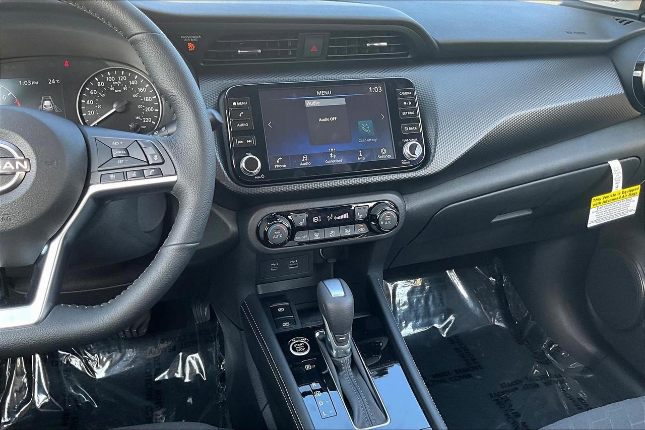 2025 Nissan Kicks Play SV 4dr Front-Wheel Drive Photo