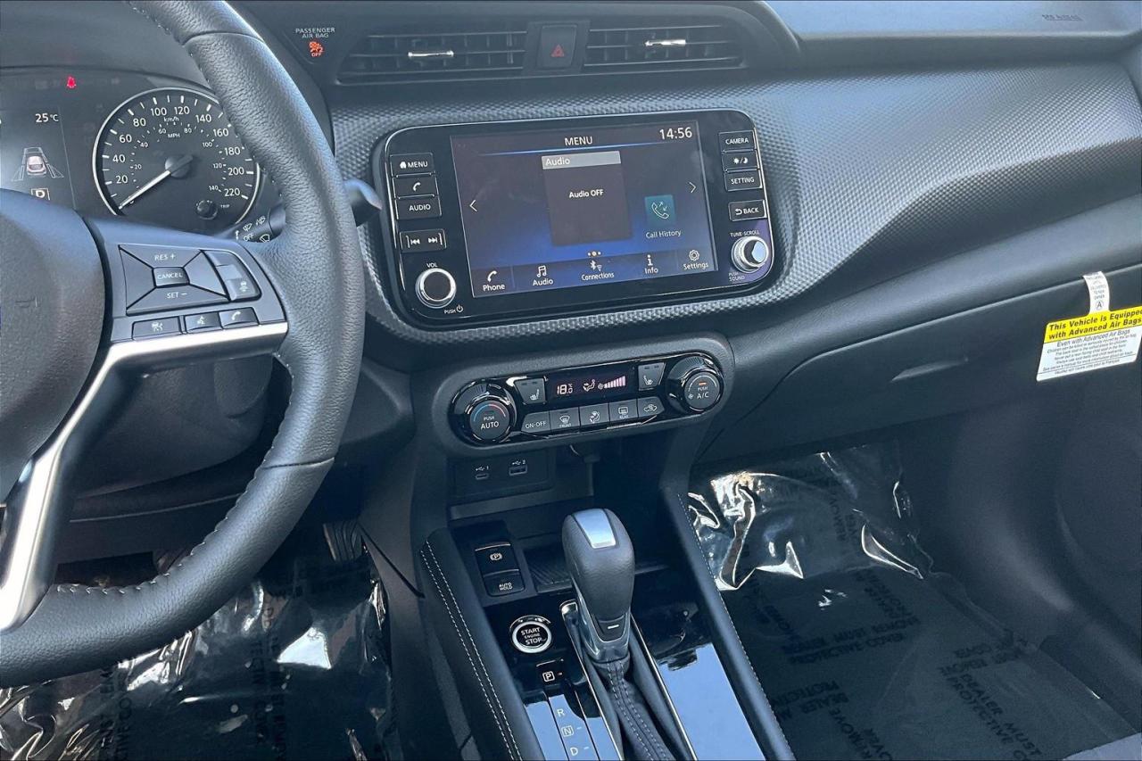 2025 Nissan Kicks Play SV 4dr Front-Wheel Drive Photo