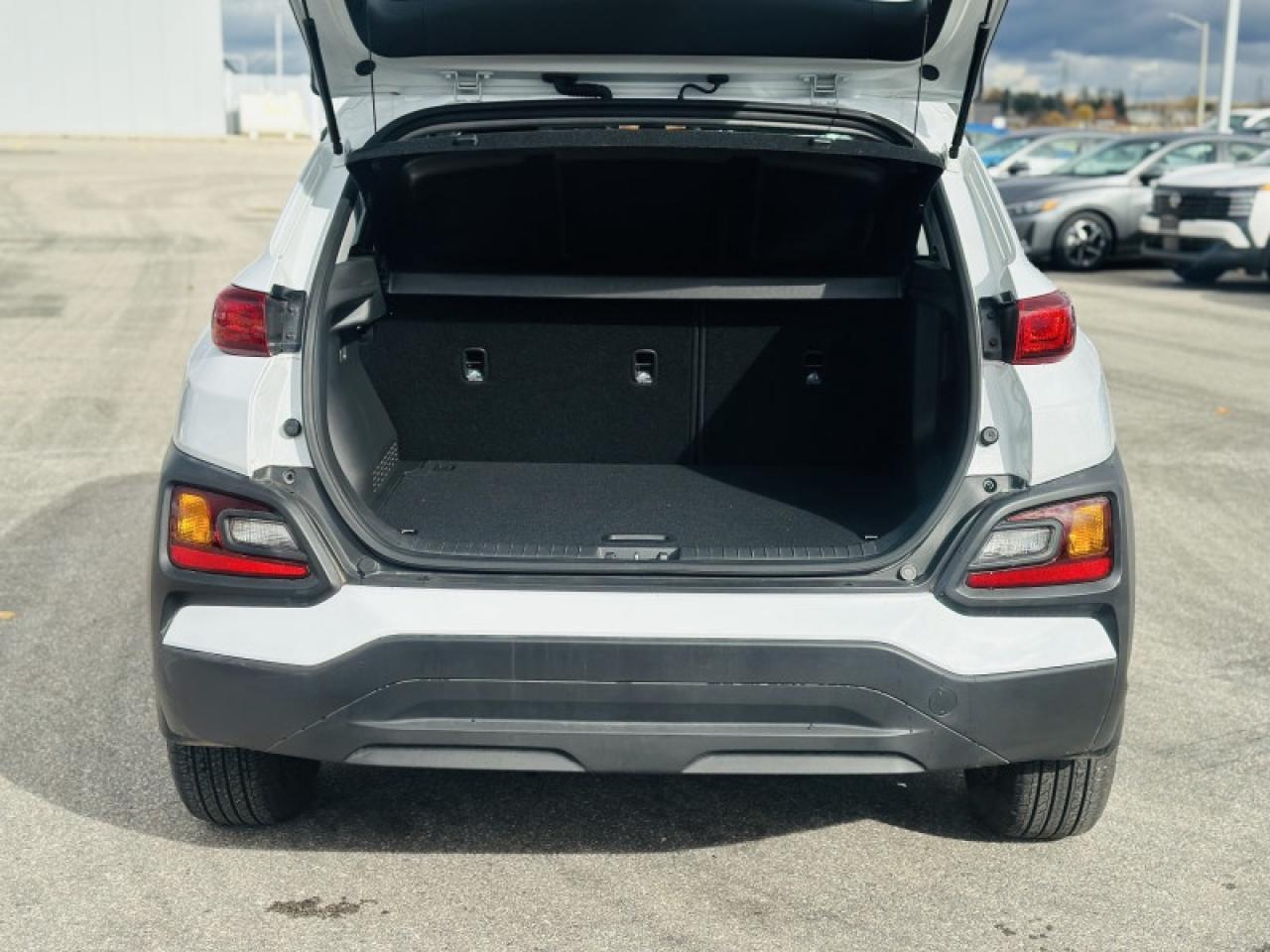 2020 Hyundai KONA 2.0L Essential FWD Photo