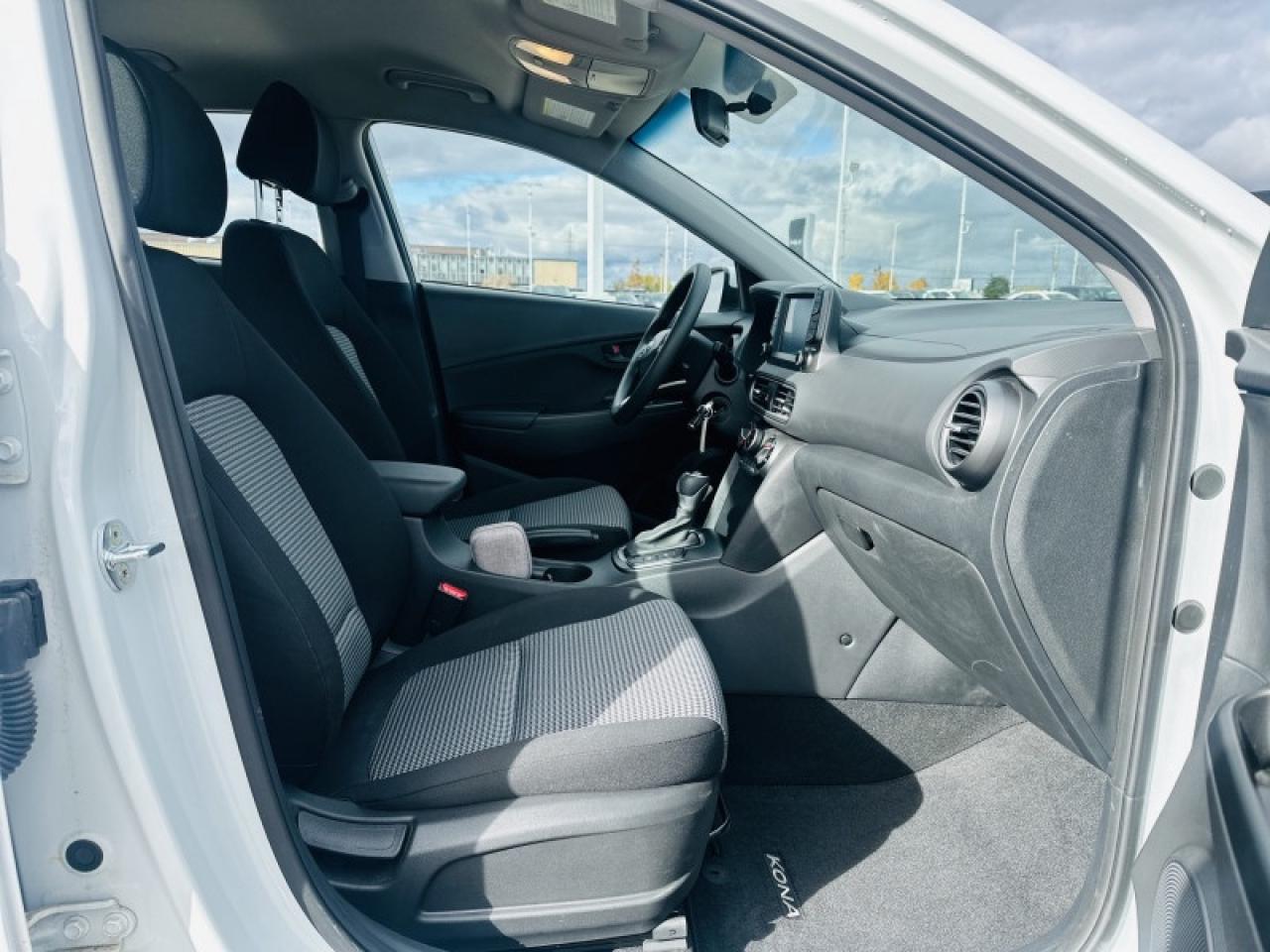 2020 Hyundai KONA 2.0L Essential FWD Photo
