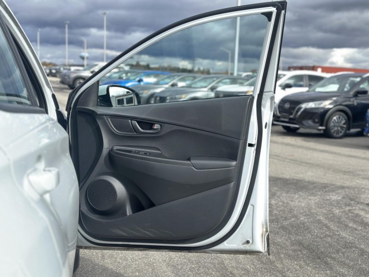 2020 Hyundai KONA 2.0L Essential FWD Photo