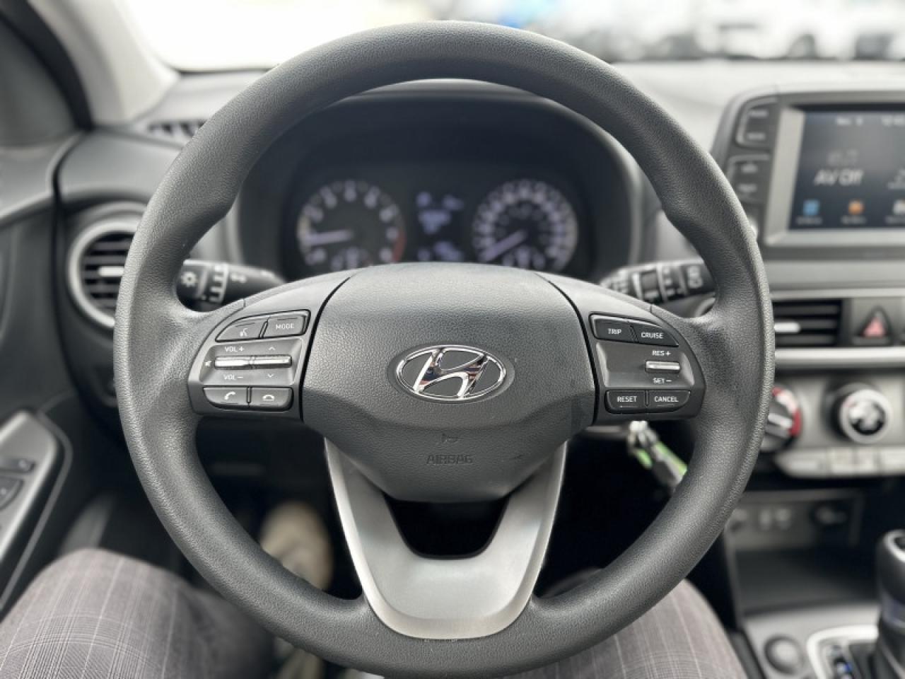 2020 Hyundai KONA 2.0L Essential FWD Photo