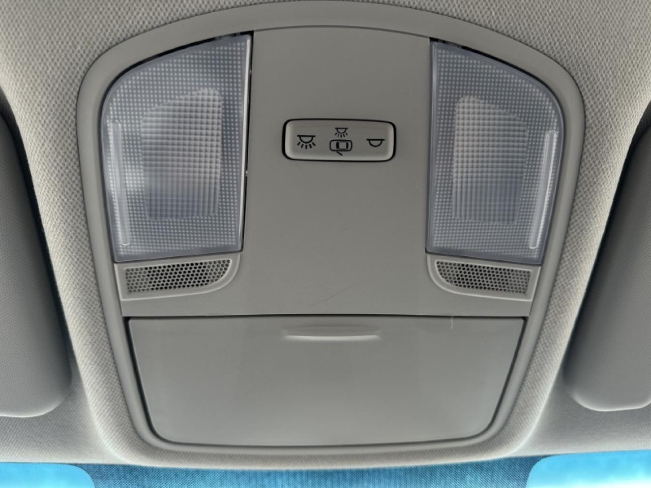 2020 Hyundai KONA 2.0L Essential FWD Photo