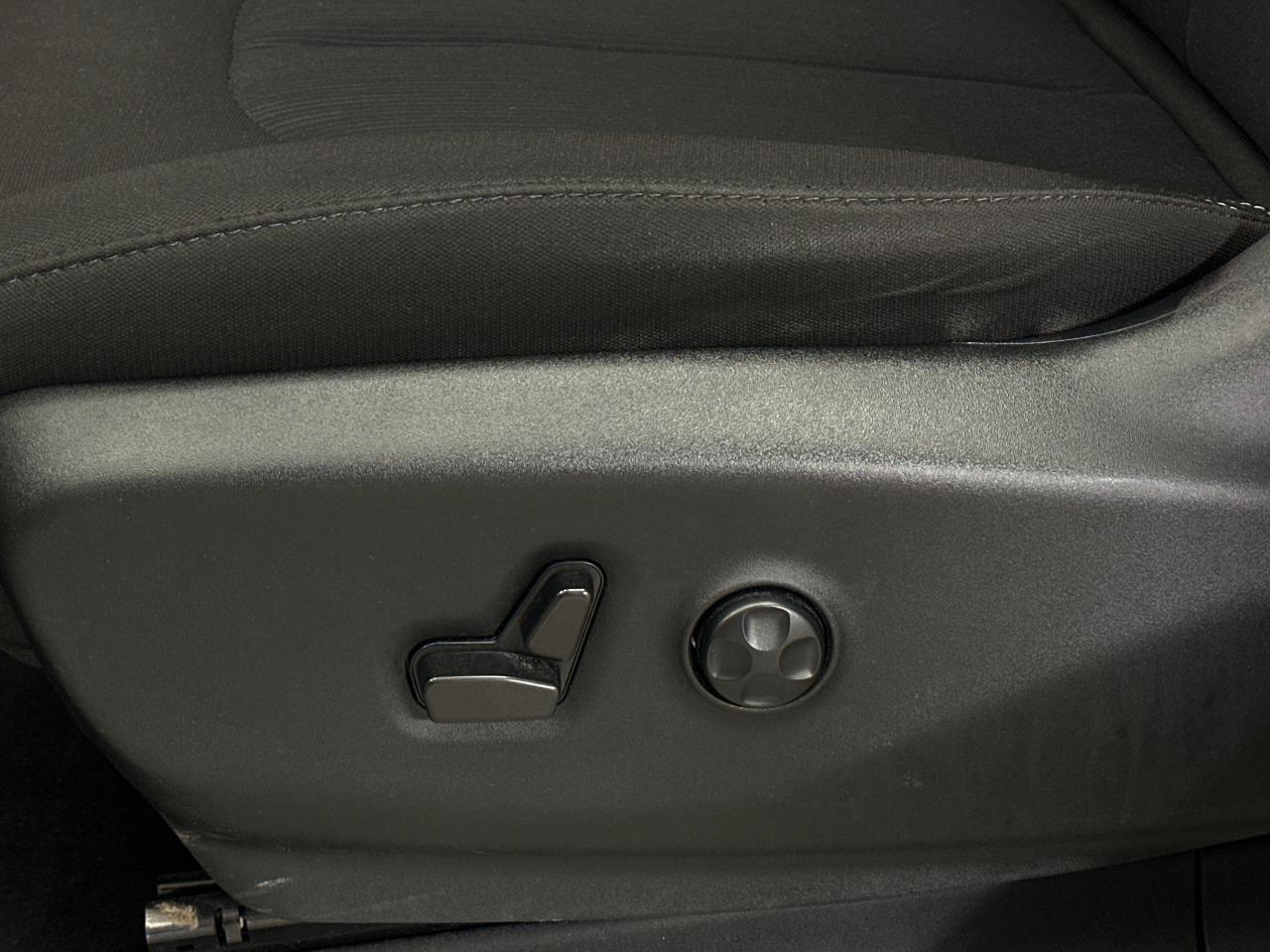 2024 Chrysler Grand Caravan SXT Front-Wheel Drive Passenger Van Photo