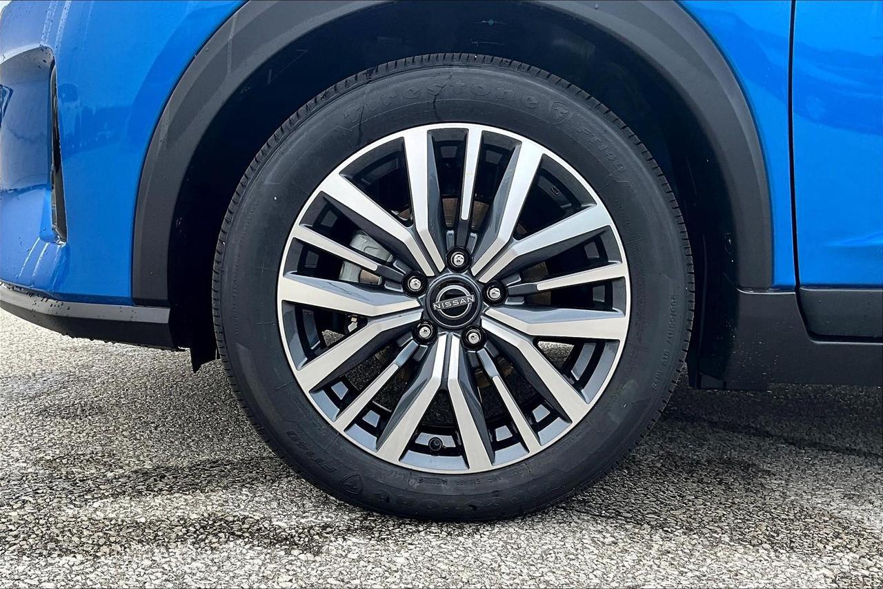 2025 Nissan Kicks Play SV 4dr Front-Wheel Drive Photo