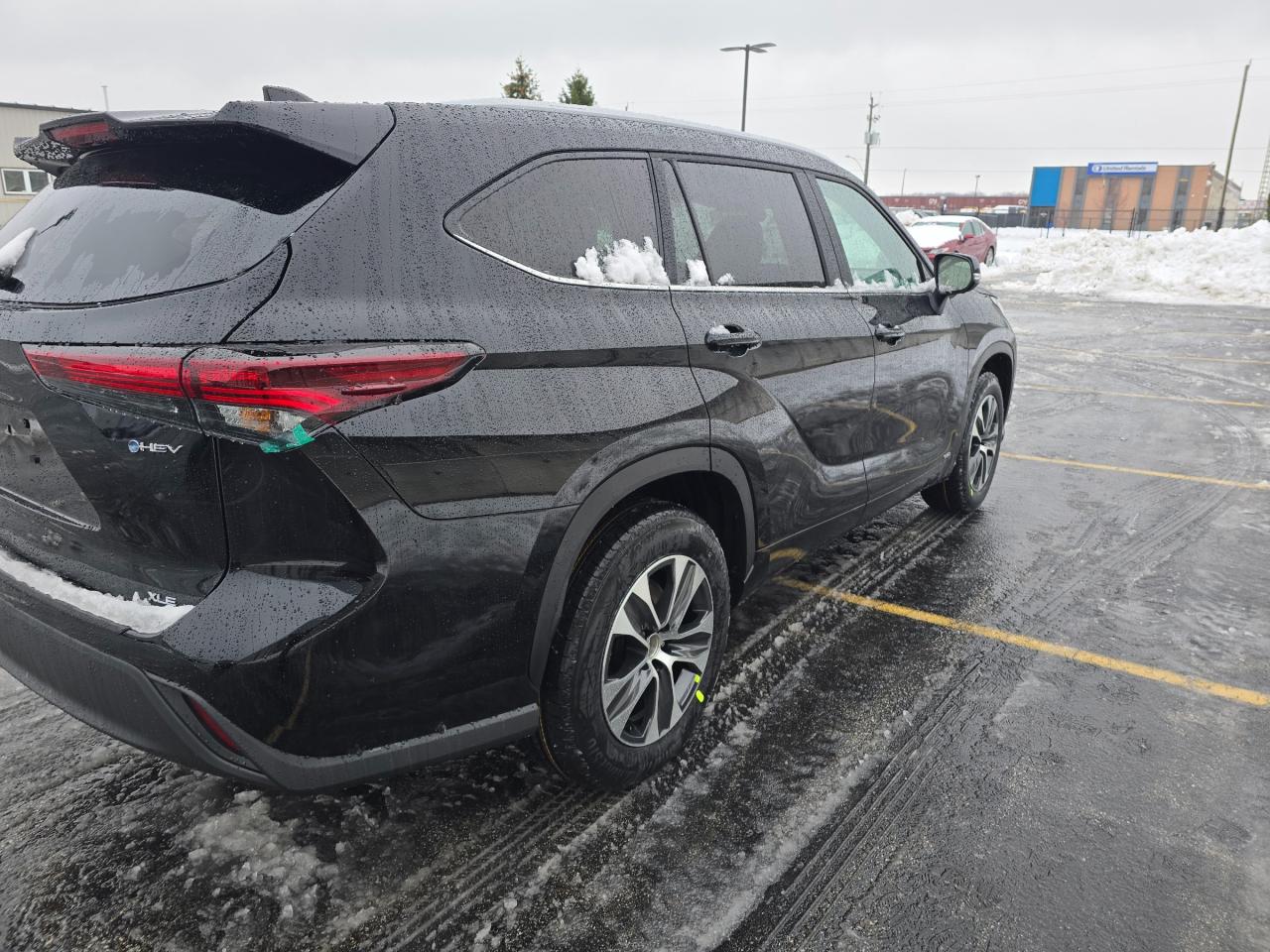 2026 Toyota Highlander Hybrid XLE 4dr All-Wheel Drive Photo