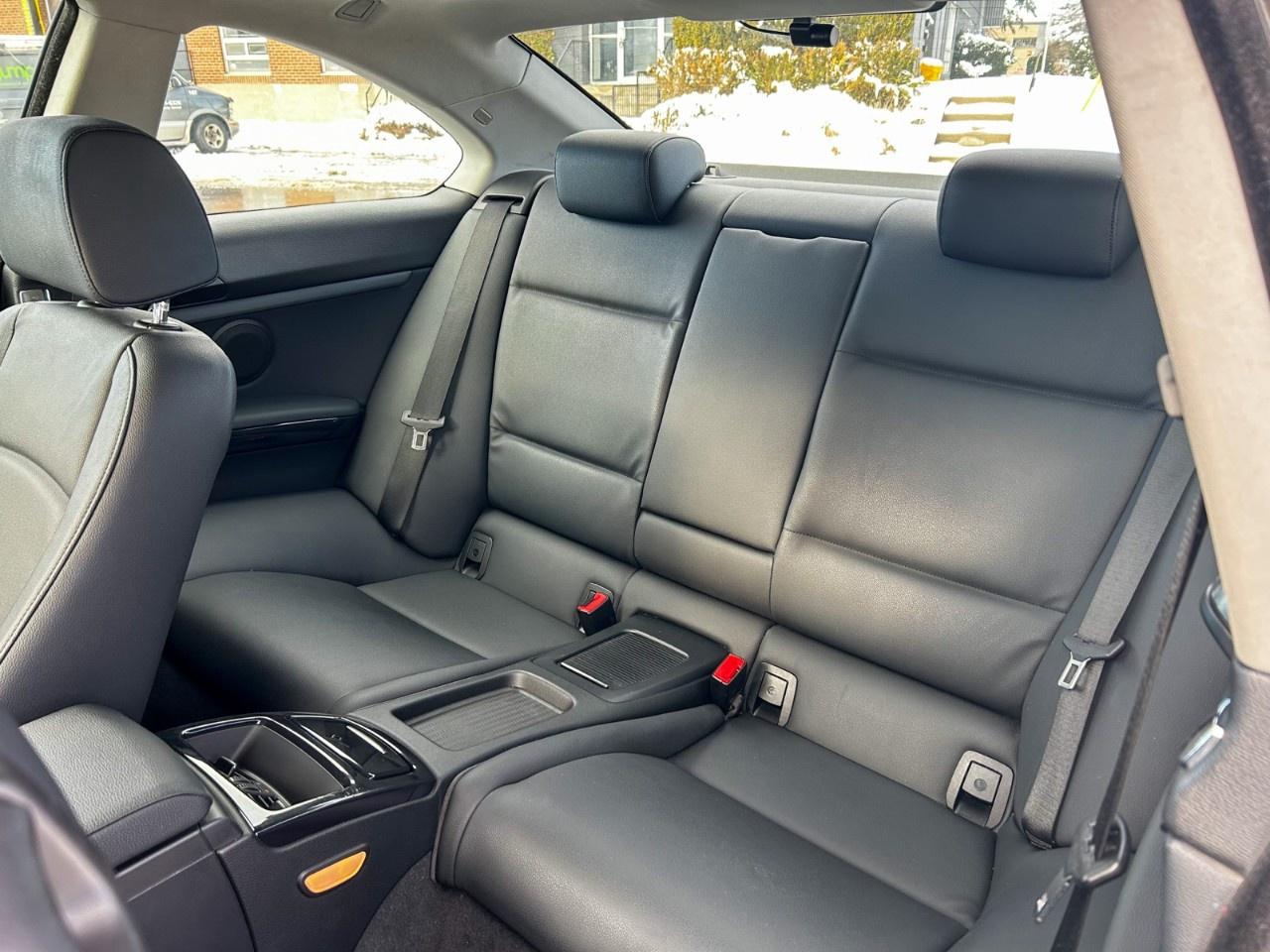 2010 BMW 3 Series 2dr Cpe 328i xDrive AWD Photo