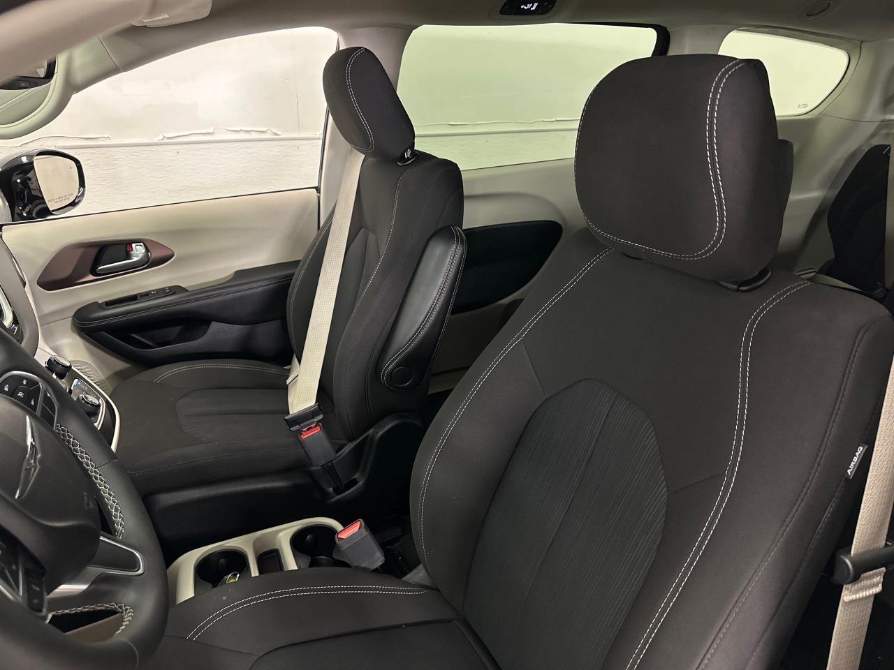 2024 Chrysler Grand Caravan SXT Front-Wheel Drive Passenger Van Photo