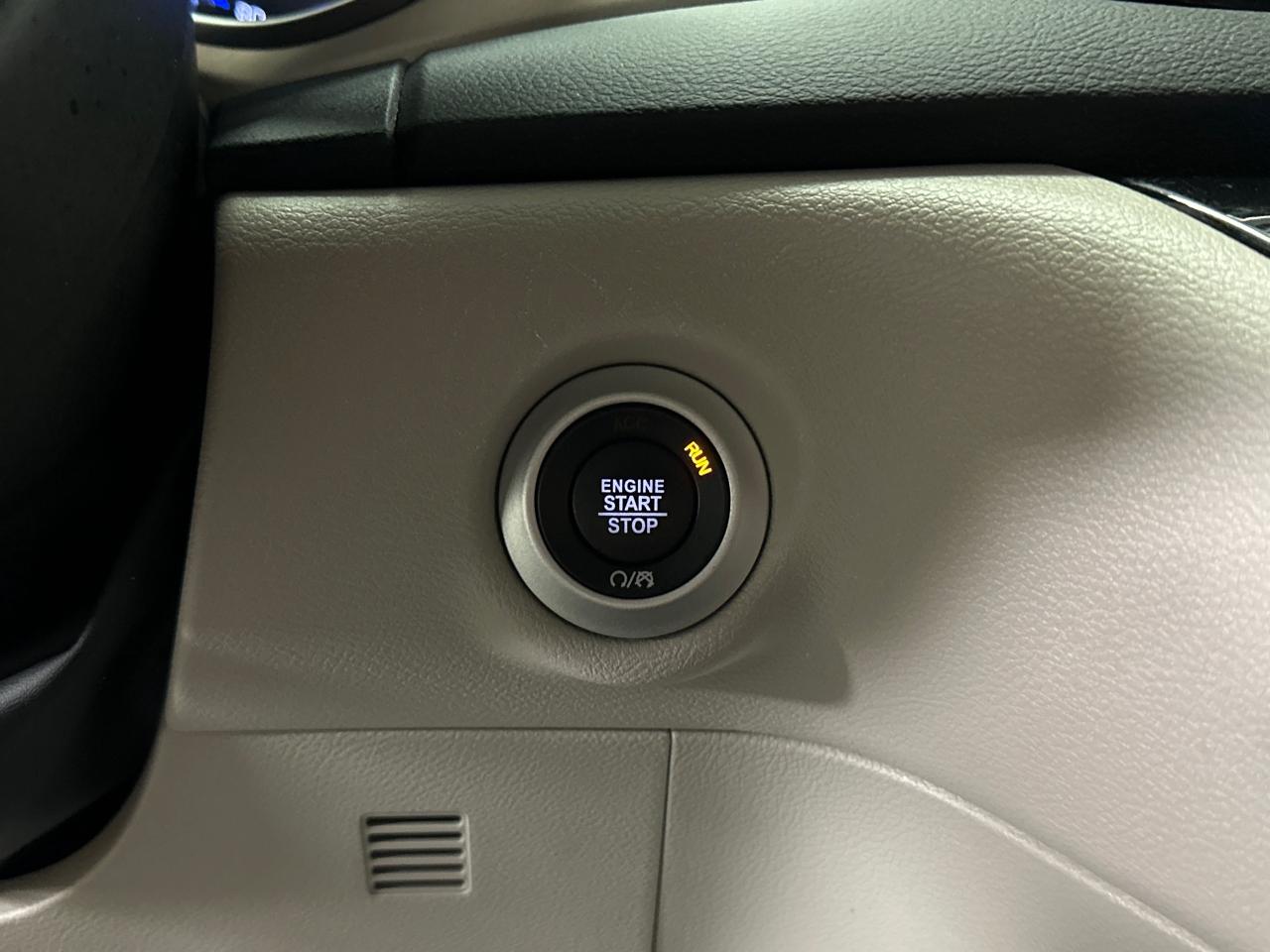 2024 Chrysler Grand Caravan SXT Front-Wheel Drive Passenger Van Photo