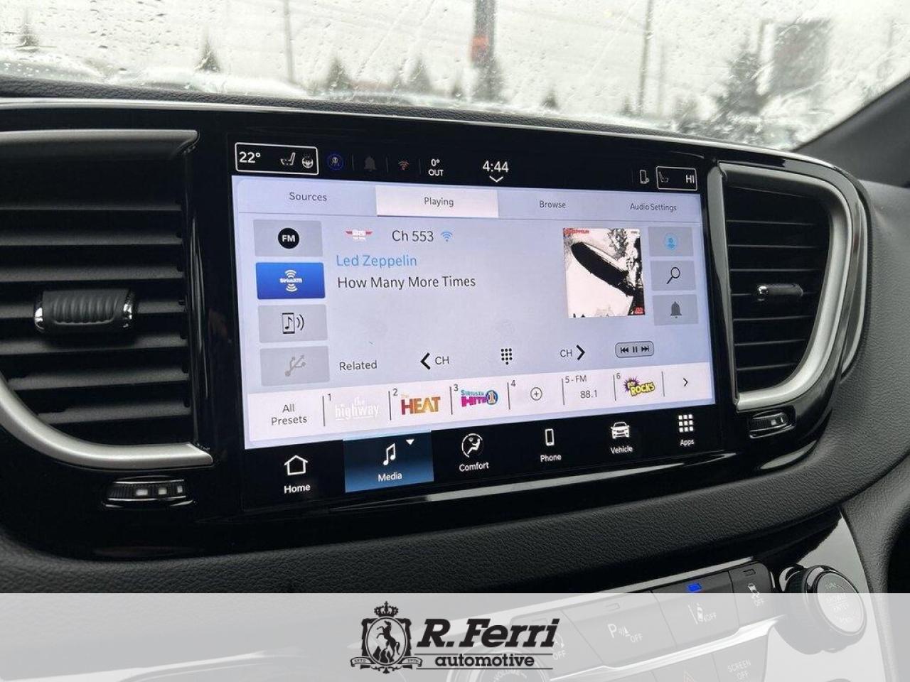 2026 Chrysler Grand Caravan SXT Front-Wheel Drive Passenger Van Photo