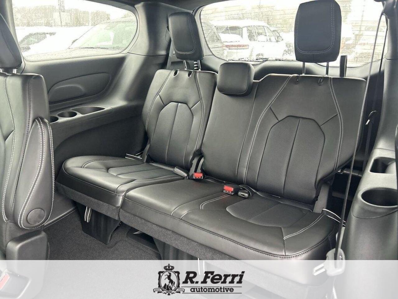 2026 Chrysler Grand Caravan SXT Front-Wheel Drive Passenger Van Photo