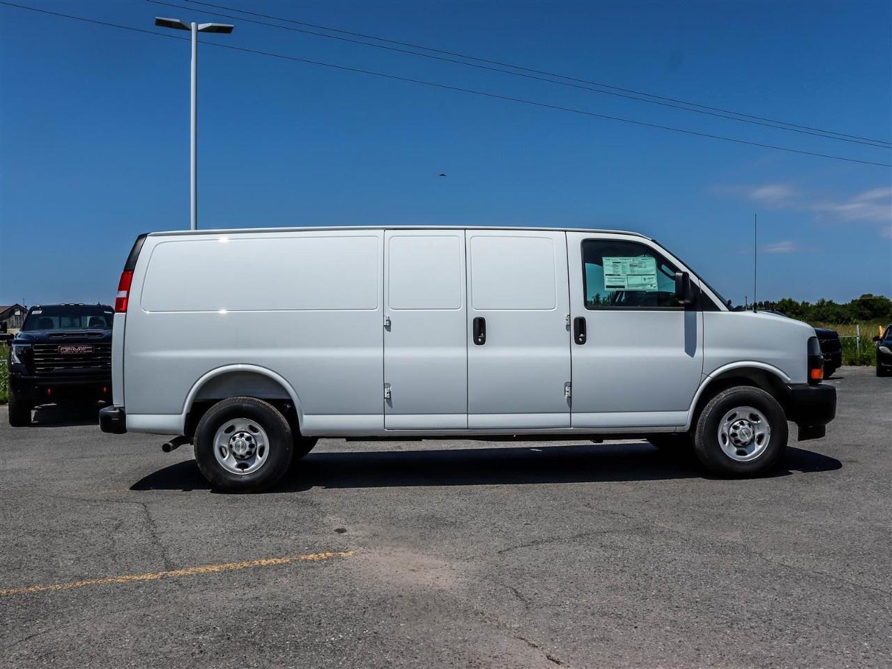 2025 Chevrolet Express Cargo Van 2500 Extended Wheelbase Rear-Wheel Drive Photo