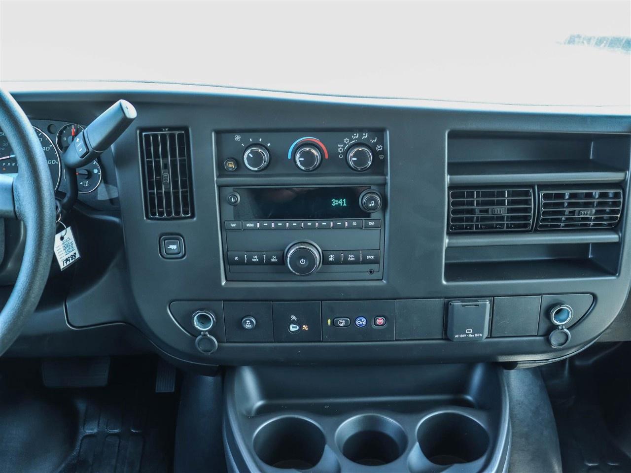 2025 Chevrolet Express Cargo Van 2500 Extended Wheelbase Rear-Wheel Drive Photo